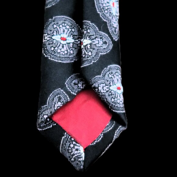 John Henry Men's Formal Dress Neck Tie Black Red and White - Picture 3 of 6